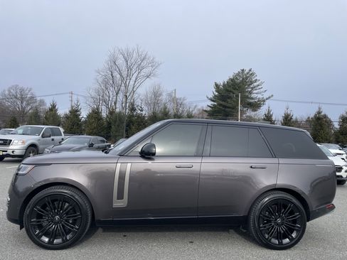 Certified 2023 Land Rover Range Rover Autobiography image 8