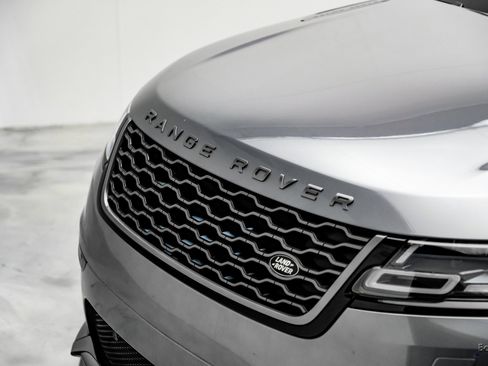 Used 2022 Land Rover Range Rover Velar R-Dynamic S image 27