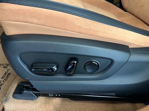 Used 2024 Lexus RZ 300e Premium w/ Accessory Package (Z1) FWD image 33
