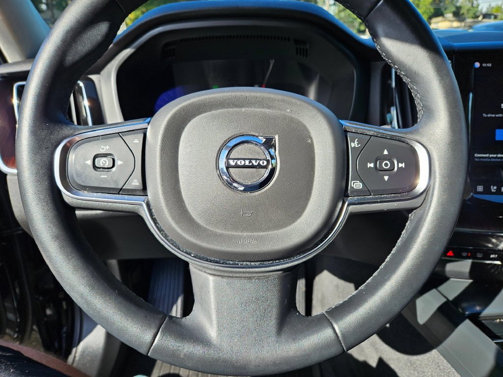 Used 2023 Volvo XC60 B5 Plus w/ Climate Package AWD/4WD image 24