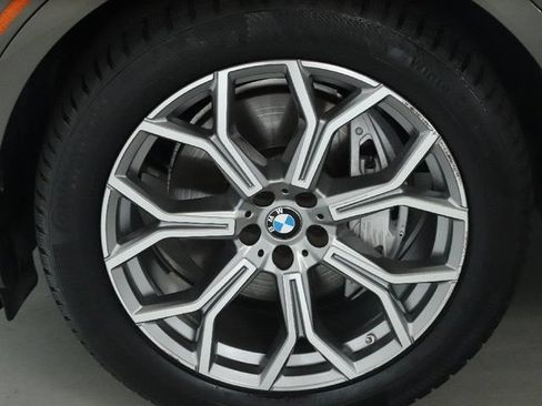 Used 2024 BMW X7 xDrive40i AWD/4WD image 42
