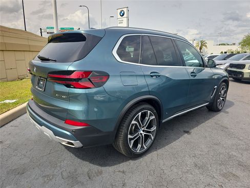 Certified 2024 BMW X5 xDrive40i w/ Premium Package image 3