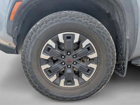 Used 2023 Nissan Frontier PRO-4X w/ Pro Convenience Package AWD/4WD image 19