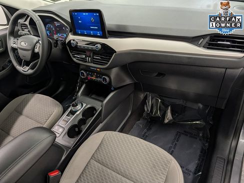 Used 2022 Ford Escape SE w/ SE Sport Appearance Package AWD/4WD image 30