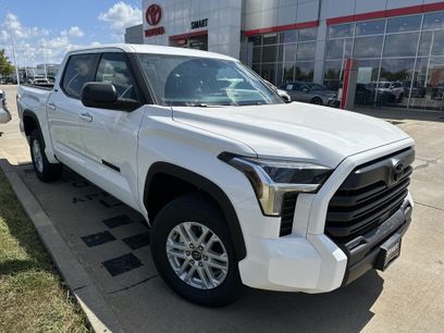 Used 2026 Toyota Tundra SR5 w/ SR5 Premium Package