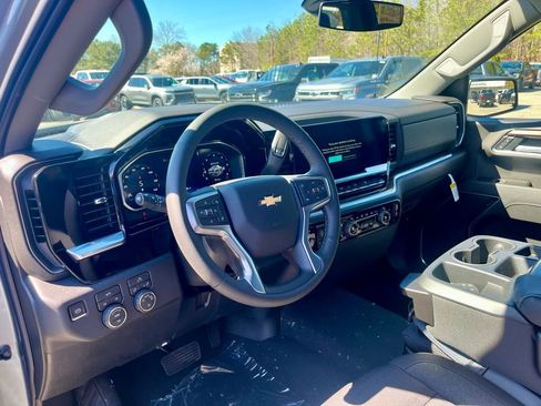 New 2026 Chevrolet Silverado 1500 LT AWD/4WD image 11