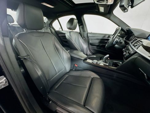 Used 2017 BMW 340i xDrive Sedan image 32