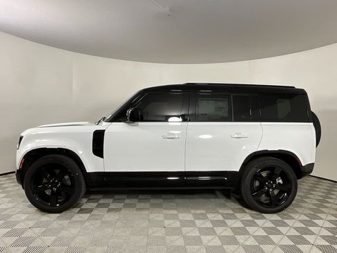 New 2026 Land Rover Defender 110 X-Dynamic SE image 6