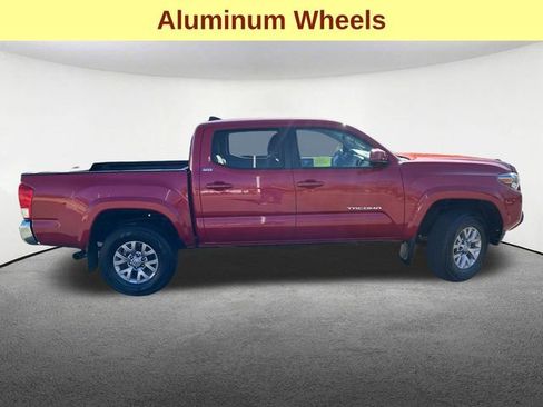 Used 2017 Toyota Tacoma SR5 w/ Tow Package AWD/4WD image 12
