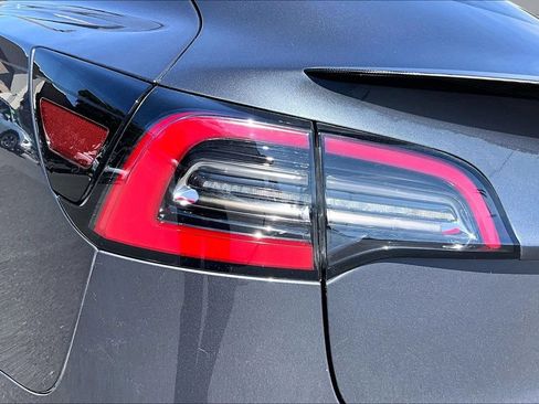 Used 2018 Tesla Model 3 Performance AWD/4WD image 29