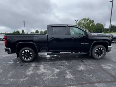 Used 2020 Chevrolet Silverado 2500 LT w/ Convenience Package AWD/4WD image 9