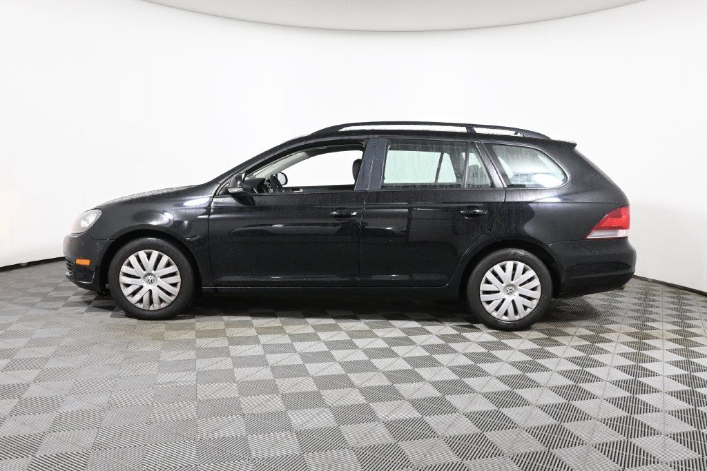 Used 2013 Volkswagen Jetta S FWD image 2