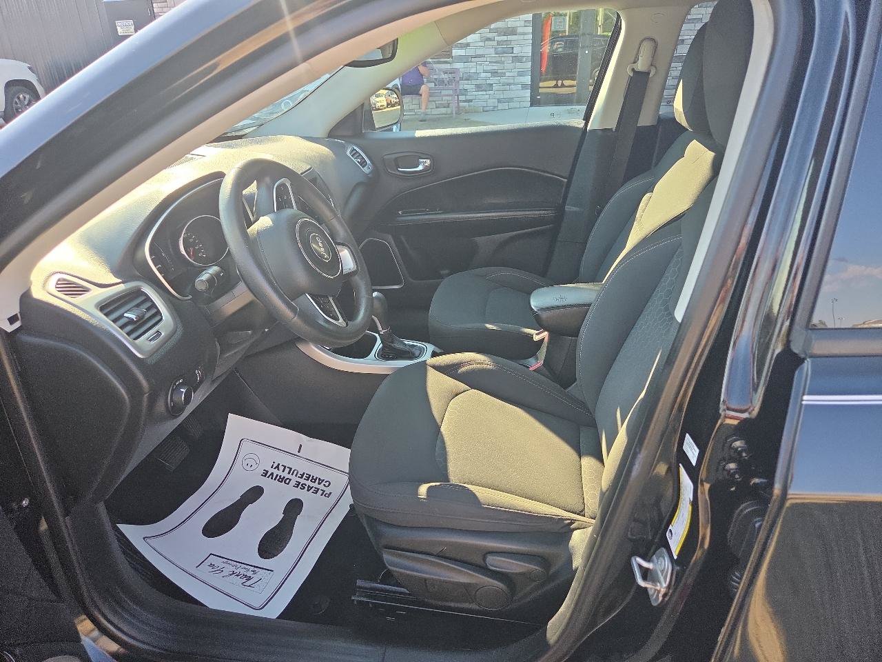 Used 2019 Jeep Compass Sport FWD image 7