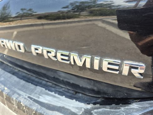 Used 2020 Chevrolet Equinox Premier AWD/4WD image 23