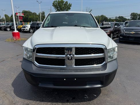 Used 2017 RAM 1500 ST w/ SXT Appearance Group AWD/4WD image 8