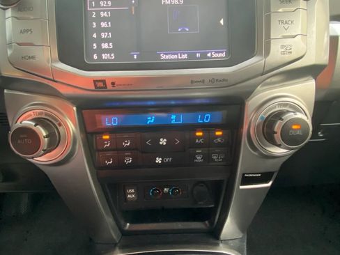 Used 2016 Toyota 4Runner Limited RWD image 12