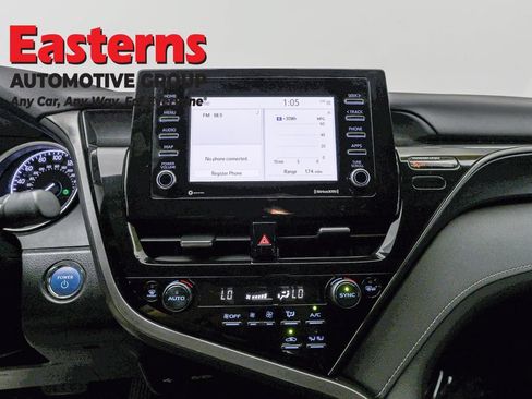 Used 2022 Toyota Camry LE FWD image 12