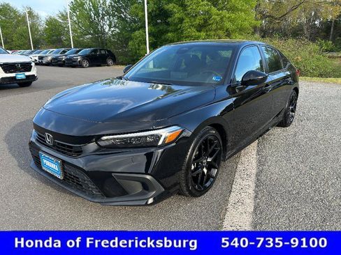 Used 2024 Honda Civic Sport image 2