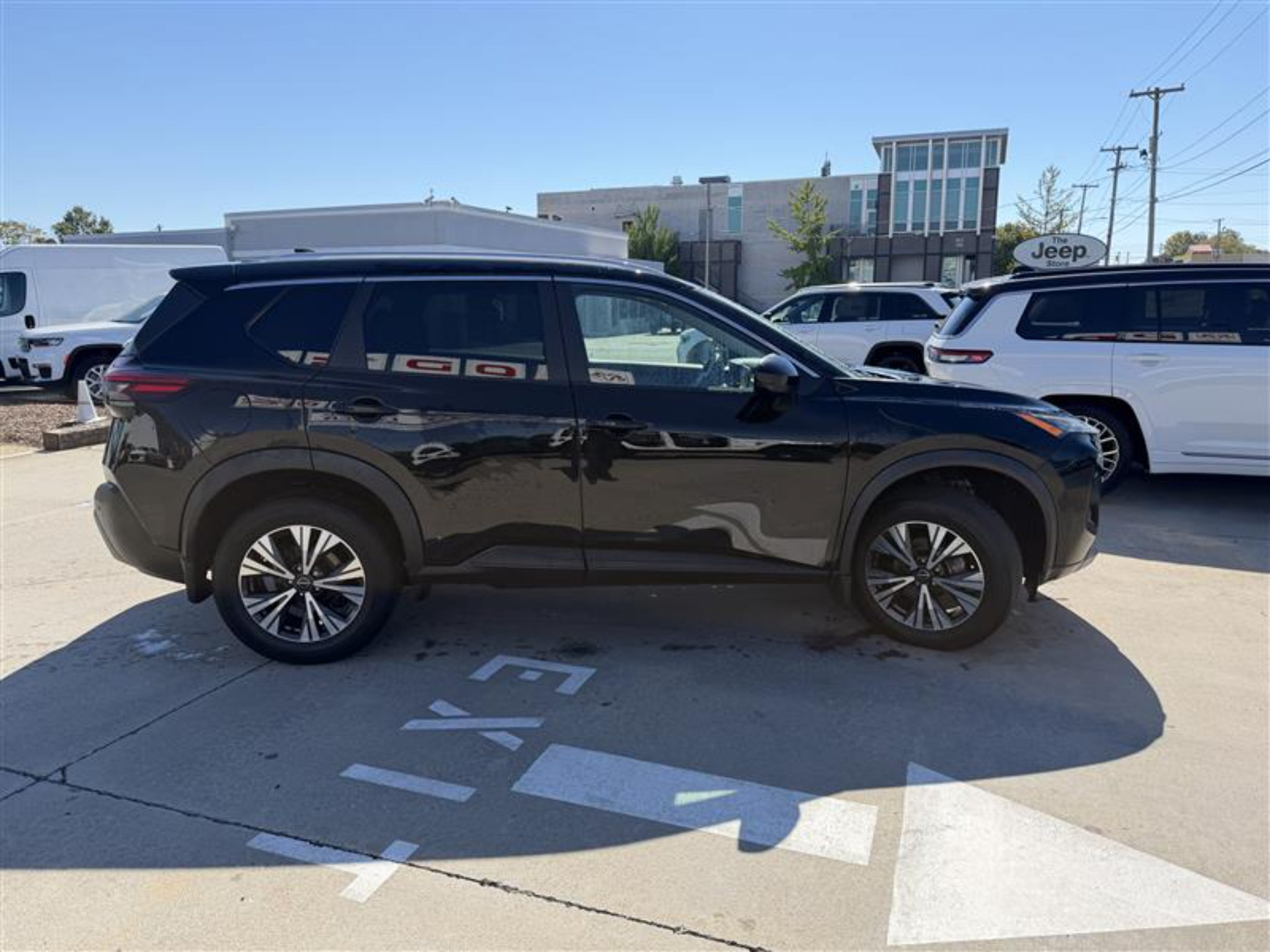 Used 2023 Nissan Rogue SV w/ SV Premium B Package AWD/4WD image 7