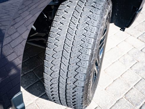 Used 2024 Chevrolet Silverado 1500 LT Trail Boss w/ Convenience Package II image 41