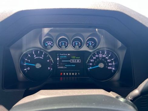Used 2016 Ford F250 Platinum w/ FX4 Off-Road Package AWD/4WD image 12
