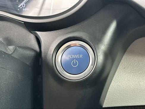Used 2023 Toyota Sienna LE AWD/4WD image 10