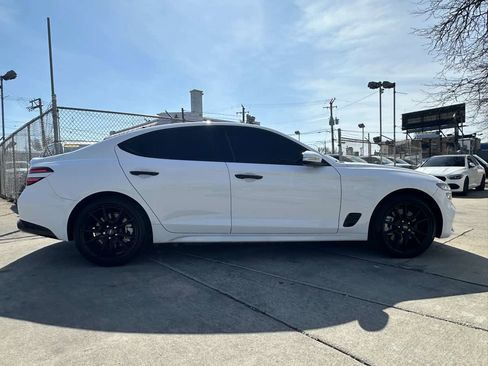 Used 2022 Genesis G70 3.3T image 4
