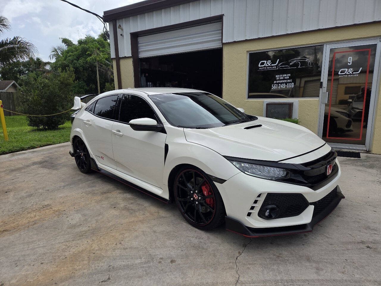 Used 2019 Honda Civic Type R image 1