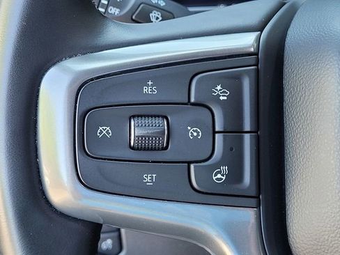 Used 2025 Chevrolet Silverado 1500 LT AWD/4WD image 24