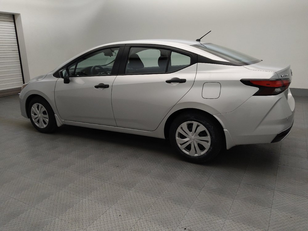 Used 2025 Nissan Versa S w/ Trunk Package FWD image 3