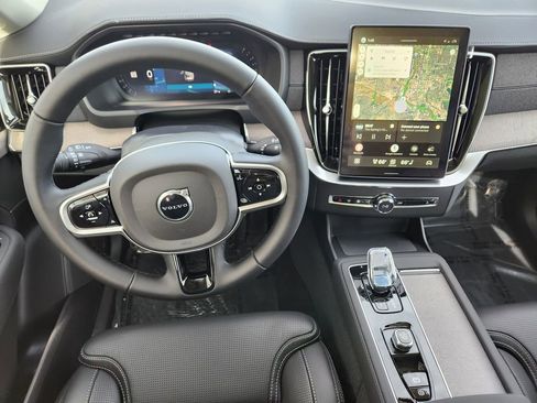 New 2026 Volvo XC90 B6 Ultra w/ Protection Package AWD/4WD image 3