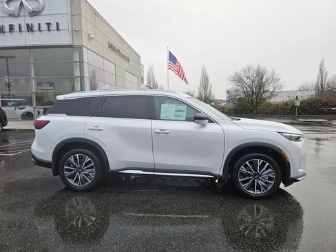 New 2026 INFINITI QX60 Luxe image 8