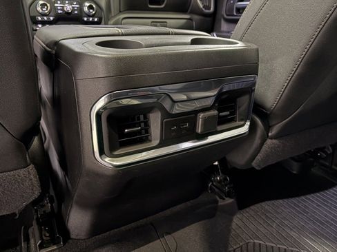 Used 2022 GMC Sierra 2500 AT4 w/ AT4 Premium Plus Package image 28