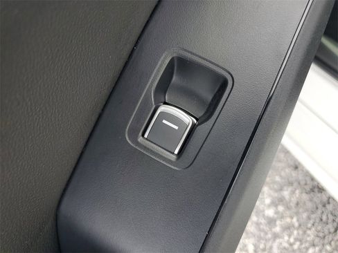 Certified 2025 Acura Integra image 13