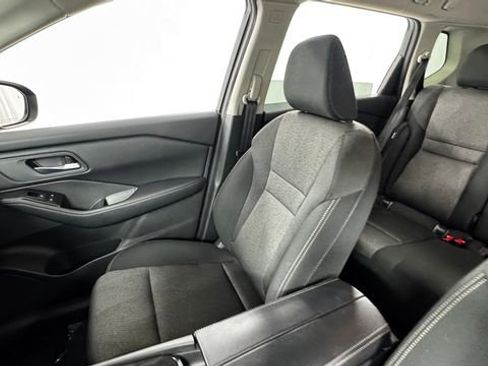 Certified 2025 Nissan Rogue SV AWD/4WD image 13