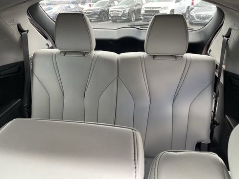 Used 2023 Acura MDX SH-AWD w/ Technology Package image 24