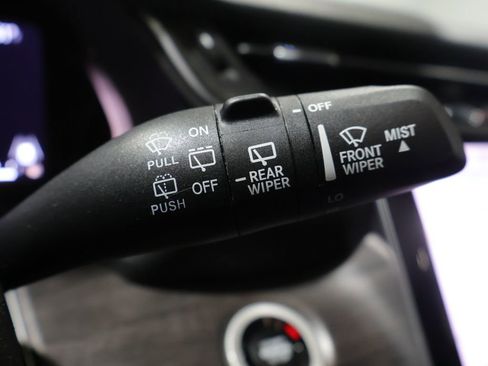 Used 2023 Jeep Grand Cherokee L Limited w/ Luxury Tech Group II image 46