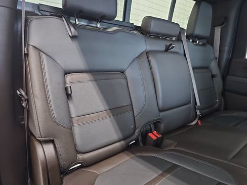 Used 2023 GMC Sierra 3500 Denali w/ Denali Ultimate Package AWD/4WD image 32