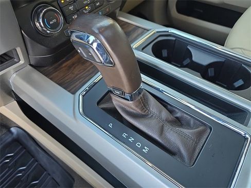 Used 2019 Ford F150 Lariat w/ Equipment Group 501A Mid image 26