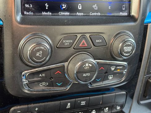 Used 2018 RAM 1500 Sport w/ Hydro Blue Sport Package image 36