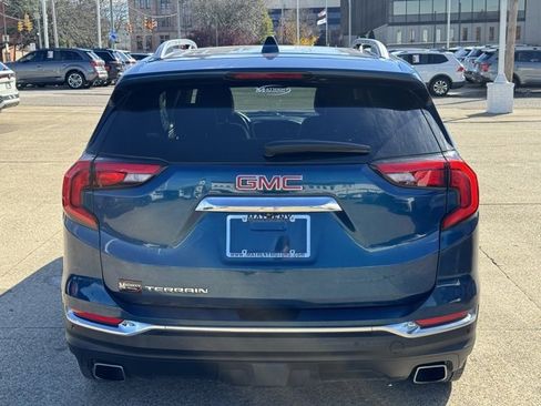 Used 2020 GMC Terrain SLT w/ Preferred Package image 4