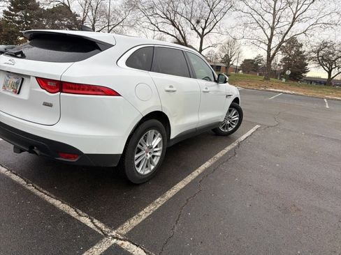 Used 2020 Jaguar F-PACE Prestige image 13