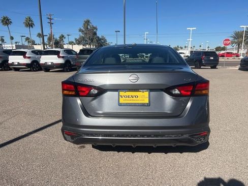 Used 2023 Nissan Altima 2.5 SV image 4
