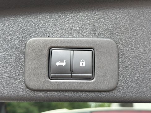 Used 2025 Nissan Murano SL AWD/4WD image 16