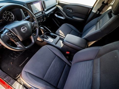 Used 2022 Nissan Frontier SV image 7