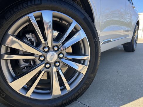 Used 2021 Cadillac XT6 Premium Luxury w/ Platinum Package image 14