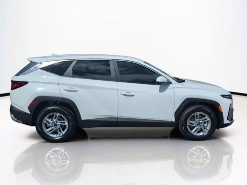 New 2026 Hyundai Tucson SE FWD image 4