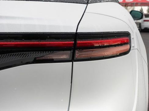 Certified 2023 Toyota Crown XLE image 7