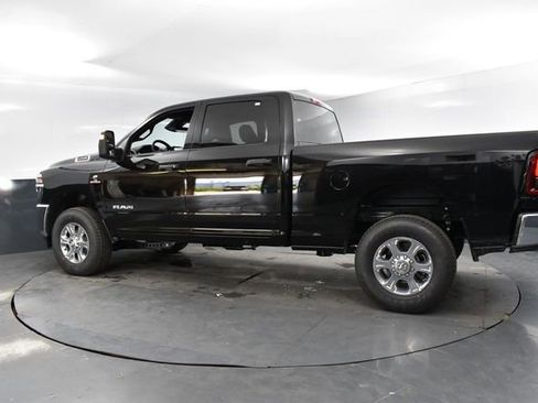 New 2025 RAM 2500 Big Horn AWD/4WD image 5