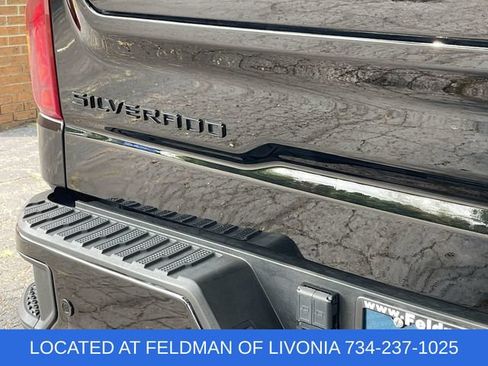 Used 2024 Chevrolet Silverado 1500 LT Trail Boss w/ Convenience Package II AWD/4WD image 33